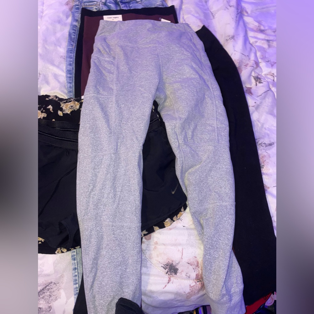 gray KYODAN leggings